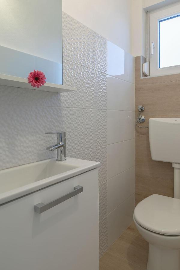 Premium 100M2 Sea View Apartment Ližnjan Kültér fotó