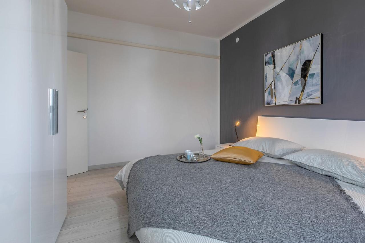 Premium 100M2 Sea View Apartment Ližnjan Kültér fotó