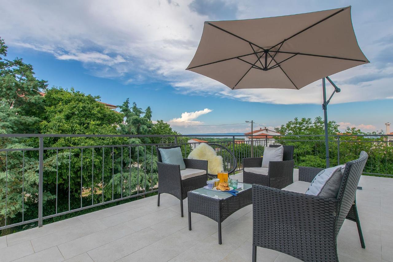 Premium 100M2 Sea View Apartment Ližnjan Kültér fotó