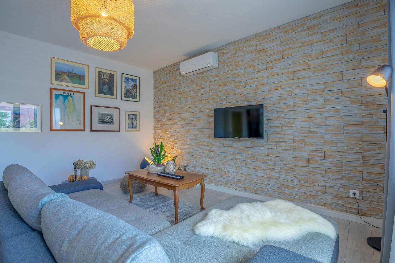 Premium 100M2 Sea View Apartment Ližnjan Kültér fotó